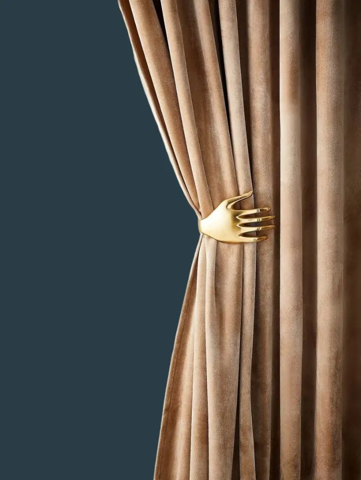 curtain accessories in dubai